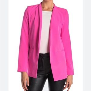 NWOT Barbie hot pink Bagatelle blazer